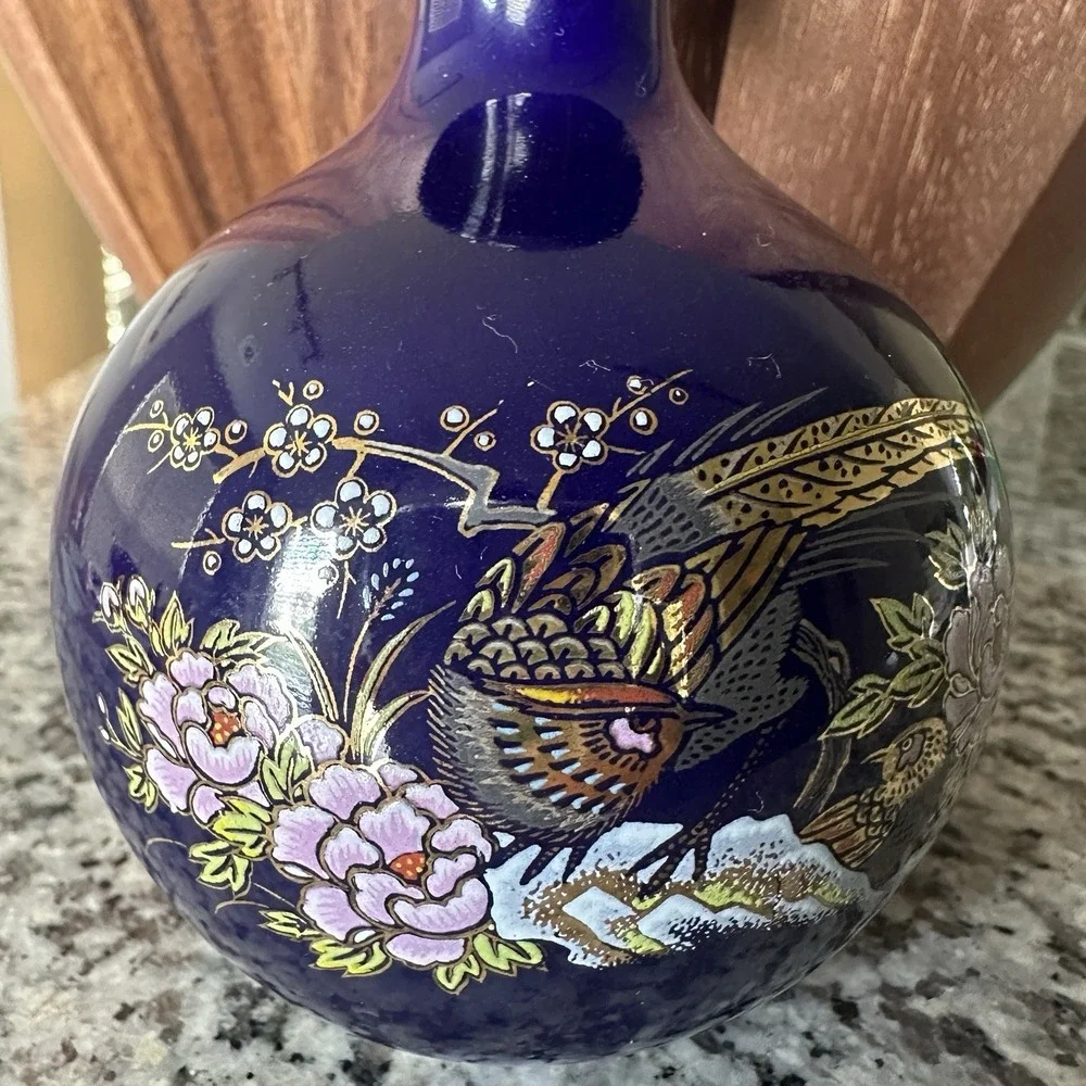 VTG Kutani Vase 4.5 Inch Cobalt Blue Porcelain‎ Japan Gold Bird Blooming Flowers